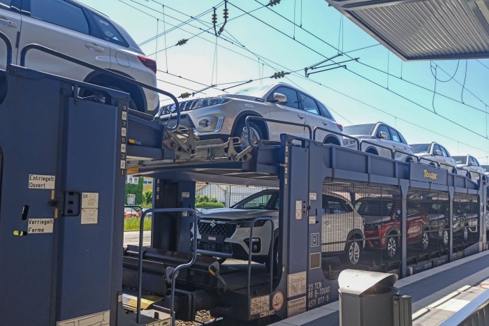 Váratlan fordulatok után lehet faragni az új autók árából 1 | Vezess Váratlan fordulatok után lehet faragni az új autók árából 1