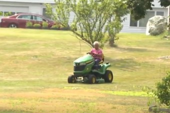 97. szülinapjára olyan ajándékkal lepte meg magát, hogy mi is irigyeljük