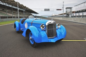 90 éves versenyautó a Hungaroringen!