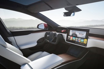 A vártnál nagyobb visszaesés jött a Teslánál