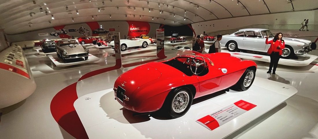 Ez a mennyországod, ha szereted a Ferrarikat