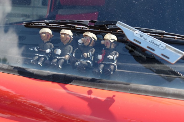 Pofátlan indokkal hívták fel a magyar tűzoltóságot, a diszpécser is kiakadt