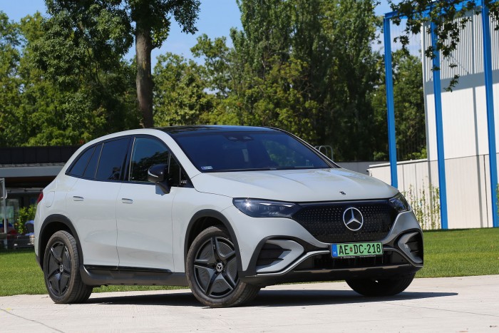 Mercedes-Benz EQE SUV