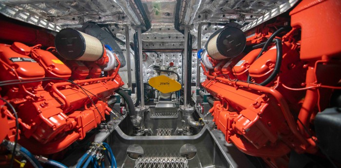 Teherautó-gyártó adta a motort ehhez a hajóhoz 1