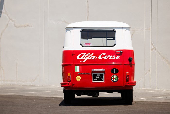 Az Alfa Romeo még egy furgonból is szívdöglesztő gépet tudott faragni 1 | Vezess Az Alfa Romeo még egy furgonból is szívdöglesztő gépet tudott faragni 1