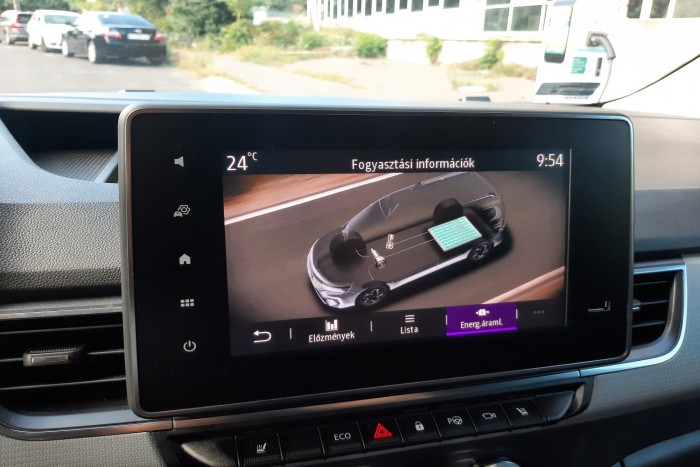 Nem rossz visszatérés a Nissantól 10