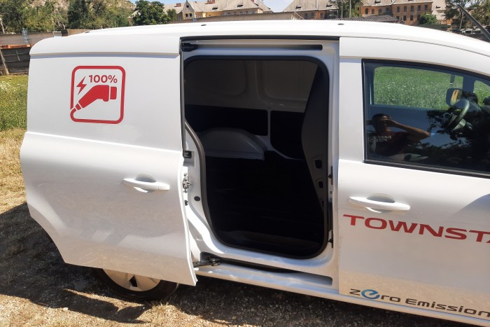 Nem rossz visszatérés a Nissantól 6