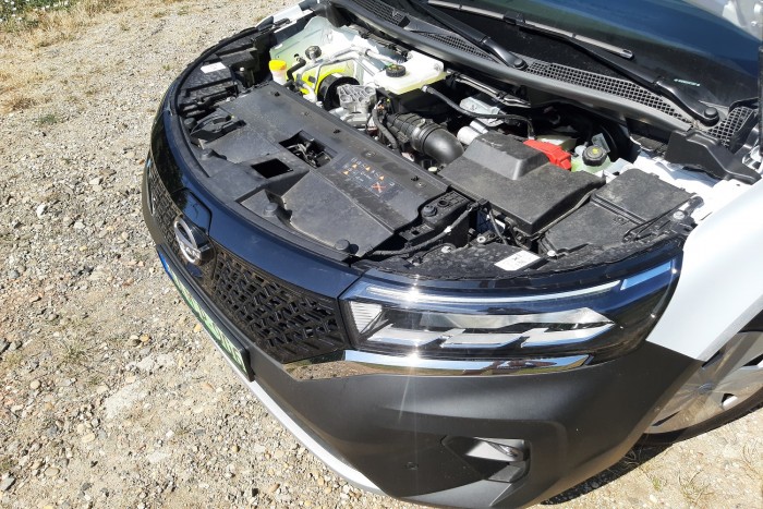 Nem rossz visszatérés a Nissantól 9