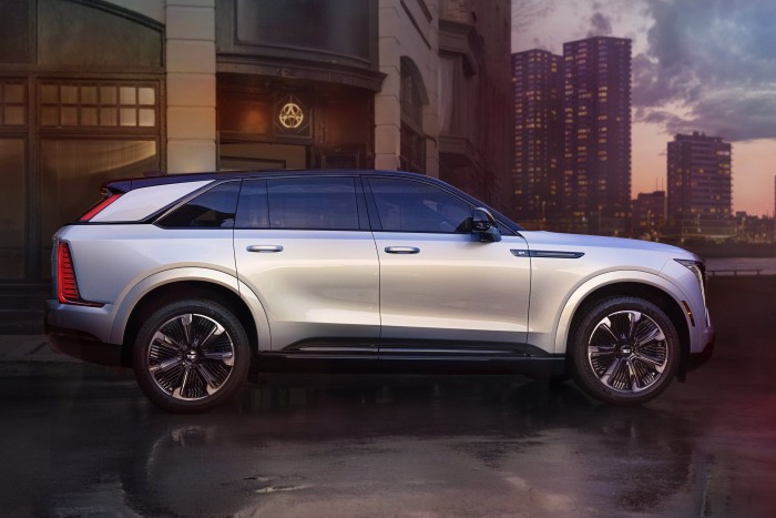 Áramra vált az ikonikus óriásterepjáró 7