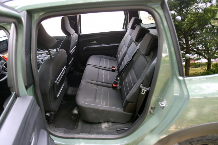 Értelmetlenül drágán tankolunk ebbe a Daciába 8 | Vezess Értelmetlenül drágán tankolunk ebbe a Daciába 8