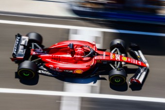 F1: Győztes festést kap a Ferrari