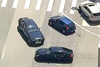 Akár a videójátékokban: így lép meg vérprofin a rendőrök elől az autótolvaj