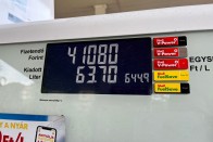 Újabb árcsökkenés jön a hazai benzinkutakon 1