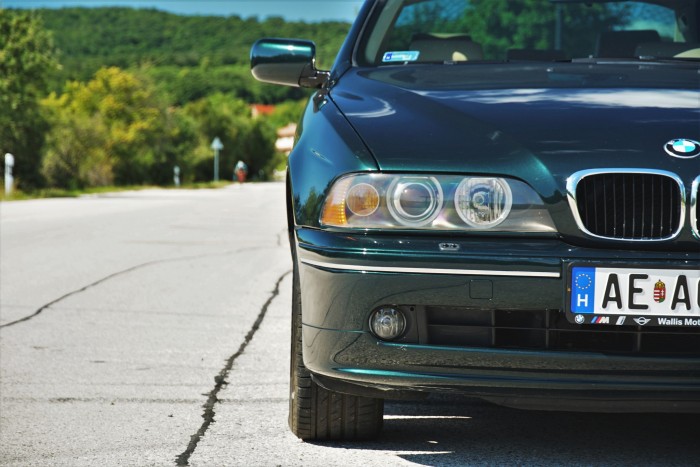Smaragd a kacatok között ez a hazai BMW 100 Smaragd a kacatok között ez a hazai BMW 100