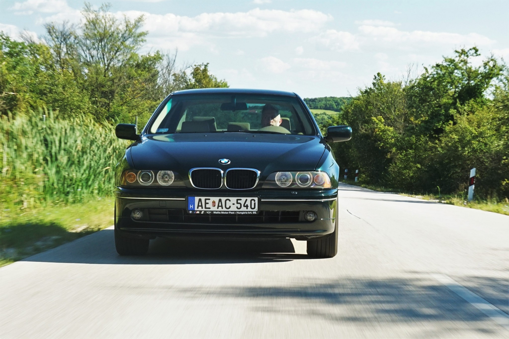 Smaragd a kacatok között ez a hazai BMW 43