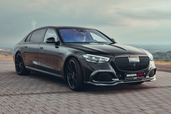 Vérfarkassá hergelték ezt a luxuslimuzint