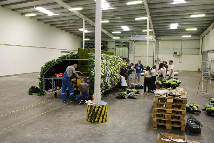 Elkészült az első BMW, amit Debrecenben szereltek össze – élőben láttuk 1 | Vezess Elkészült az első BMW, amit Debrecenben szereltek össze – élőben láttuk 1