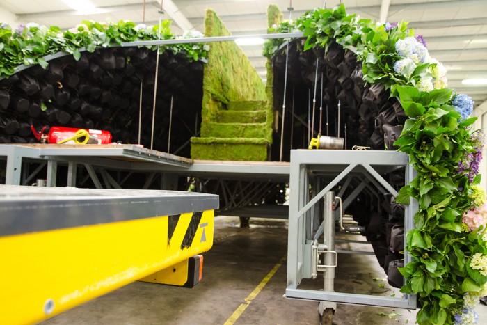 Elkészült az első BMW, amit Debrecenben szereltek össze – élőben láttuk 2 | Vezess Elkészült az első BMW, amit Debrecenben szereltek össze – élőben láttuk 2