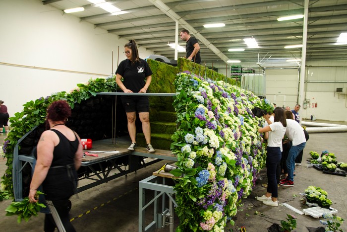 Elkészült az első BMW, amit Debrecenben szereltek össze – élőben láttuk 8 | Vezess Elkészült az első BMW, amit Debrecenben szereltek össze – élőben láttuk 8
