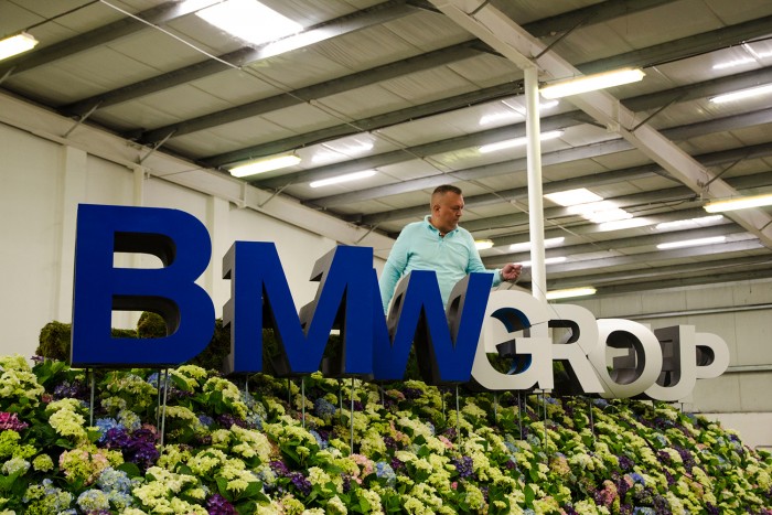 Elkészült az első BMW, amit Debrecenben szereltek össze – élőben láttuk 17 | Vezess Elkészült az első BMW, amit Debrecenben szereltek össze – élőben láttuk 17