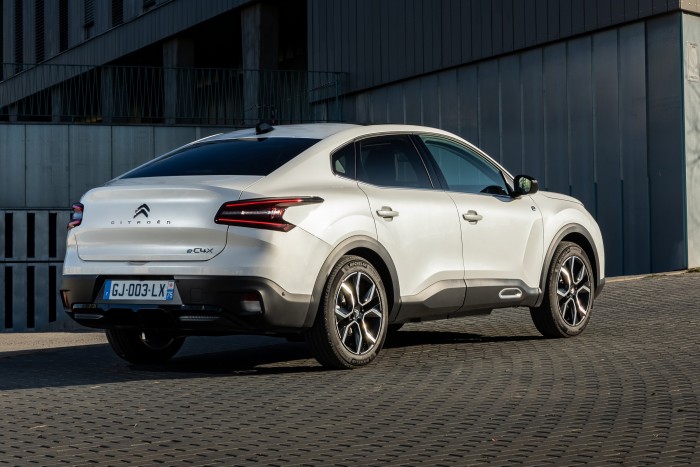 Maguktól mennek tankolni a Citroënek 6