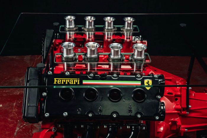 Arasznyi kerekek kerültek a V8-as Ferrari alá