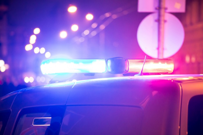 Autók eladásával trükközött, börtönbe került