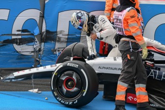 Megsérült Ricciardo, új versenyző az F1-ben