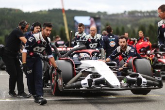 Nem hízhatnak tovább a Forma-1-es autók