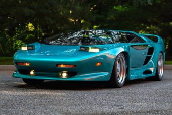 Eladó a 90-es évek egyik legvadabb autója, ami örök álom maradt