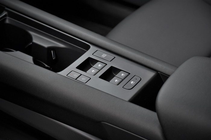 Ilyen, amikor egy villanyautó elég tökös 12