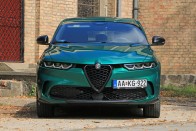 Az átlagos autóvásárlók fejét tekerné el az új Alfa Romeo 2