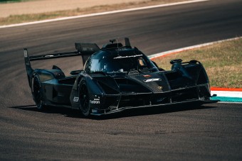 Megkezdte Le Mans-i versenyautójának tesztjeit a Lamborghini