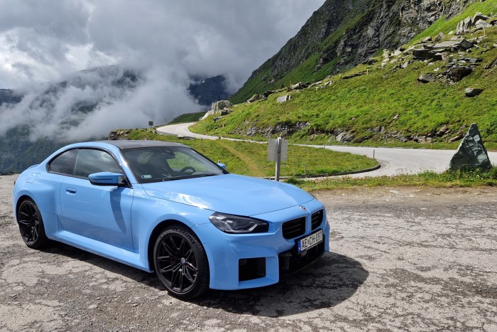 BMW, amiben feláras a kézi váltó – Itt az M2 13