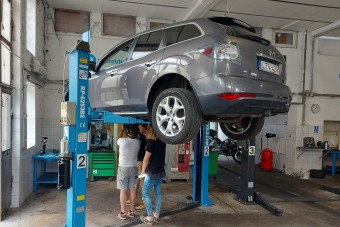 Ennyire rohad egy korosodó japán autó