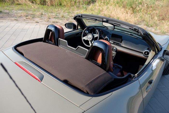 Mindent megad, amit csak akarhatsz egy autótól 8