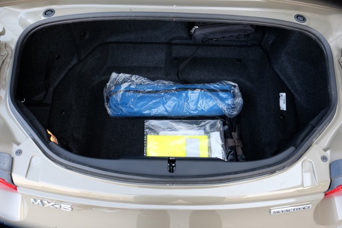 Mindent megad, amit csak akarhatsz egy autótól 14