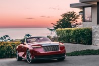 Értelmezhetetlen fényűzést kínál a kétüléses Rolls-Royce 2