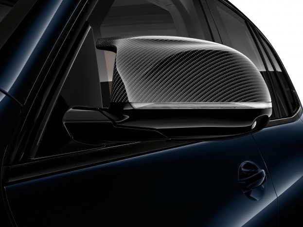 Frissült a világ kedvenc golyóálló autója 6