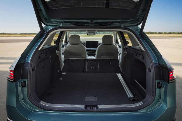 Mennyire Škoda az új Volkswagen Passat? 12