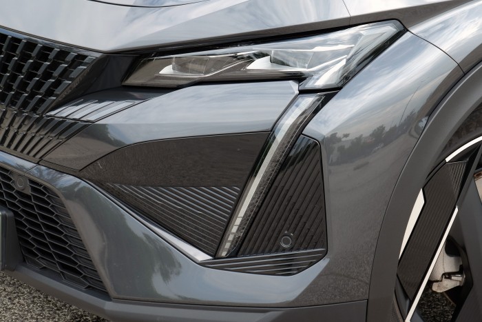 Francia különc, sportos szerkóban – Peugeot 408 GT 18