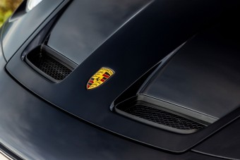 Porschéket osztogatnak a lakásvásárlóknak