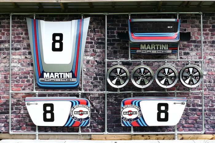 Milliós fali dísz készült a legendás autóból 1