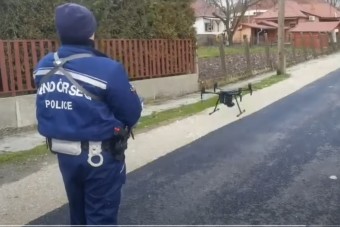 Fontos információkat árult el a rendőrség saját drónjairól