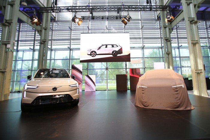 Bevág a Volvo az Audi, a BMW és a Mercedes elé? 8