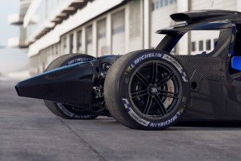 Levetkőztették a 1,5 milliárd forintot érő Bugattit