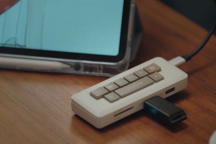 Retróimádóknak készült ez a laptopos kütyü 7 | Vezess Retróimádóknak készült ez a laptopos kütyü 7