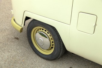 Eleged van a hétköznapokból? Itt a gyógyír: egy hatkerekű lakóautó