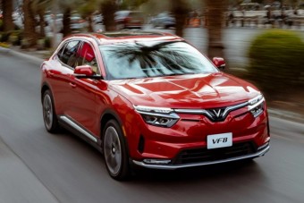 Így pörög a biznisz: saját magának adja el autóit a vietnámi gyártó