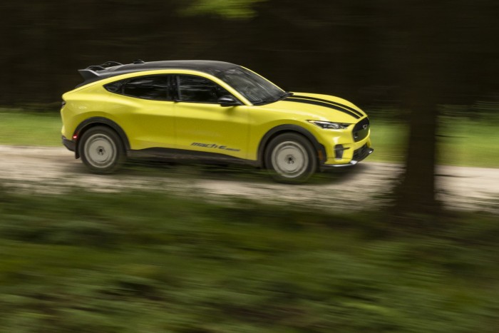 Marháskodó üzemmódot is kap a legújabb Ford 7 | Vezess Marháskodó üzemmódot is kap a legújabb Ford 7